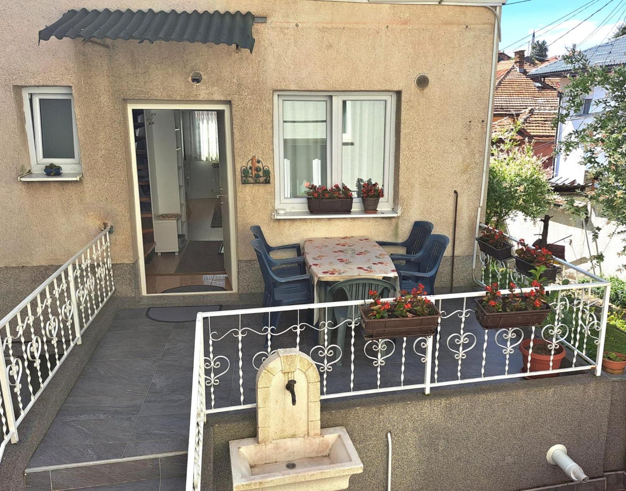 Apartman Slatki Dom 2 Сараєво Екстер'єр фото
